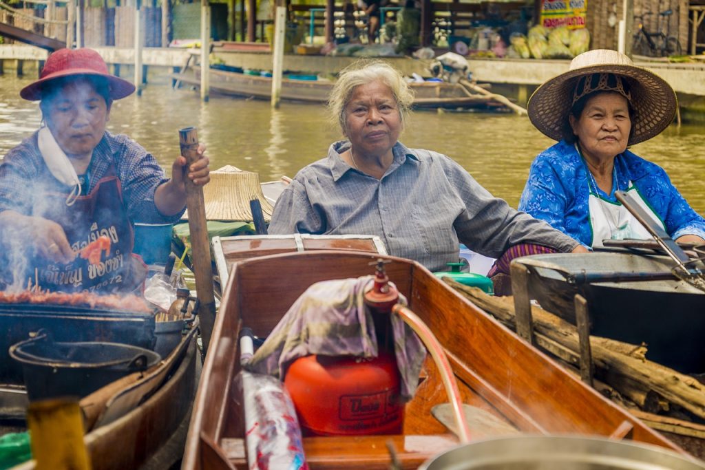 泰国将提前进入超老龄化社会，给企业带来哪些机遇与挑战？