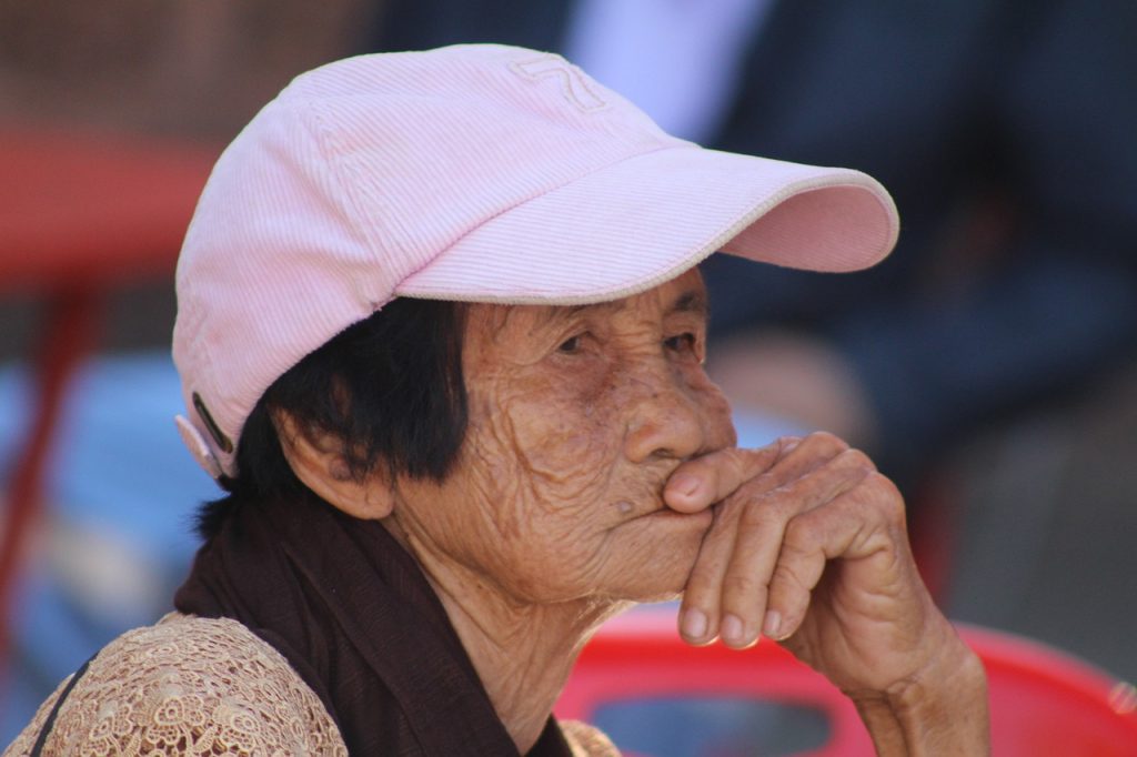泰国超老龄化社会将提前2年到来